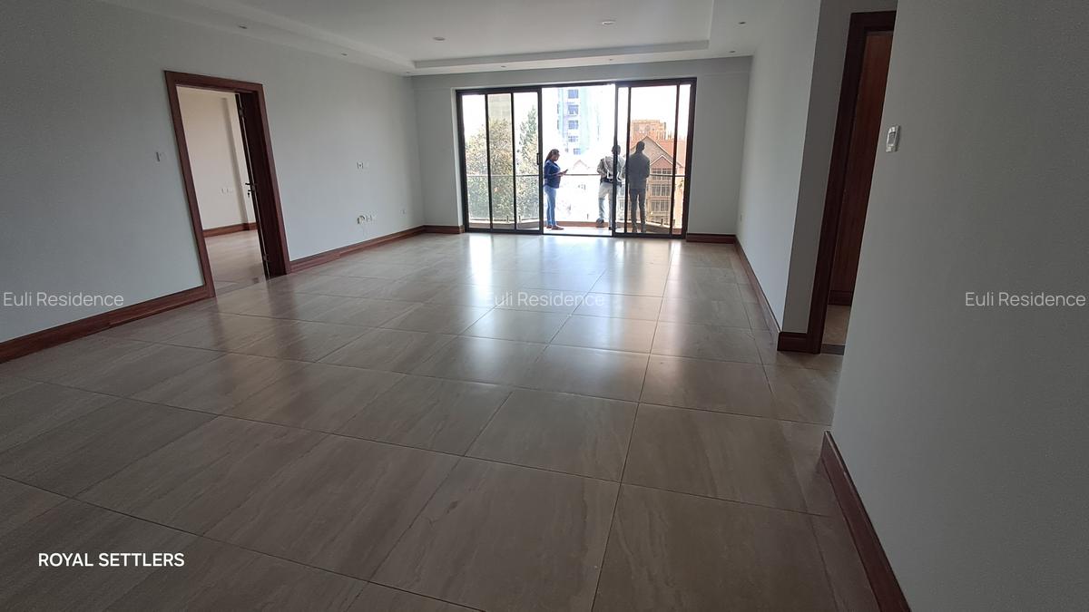 3 Bed Apartment with En Suite at Rhapta Rd - 11