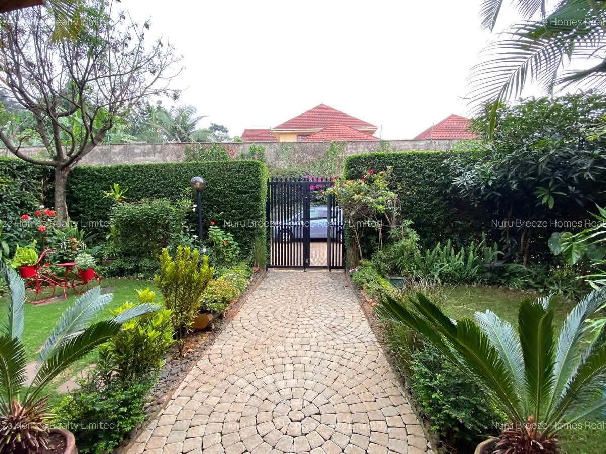 5 Bed Townhouse with En Suite in Kitisuru - 9