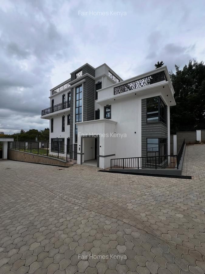 5 Bed Townhouse with En Suite at Mbabane Road - 12