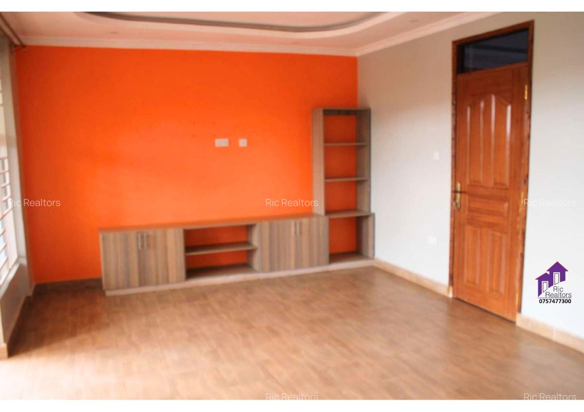 5 Bed Townhouse with En Suite at Rhino Park Road - 13