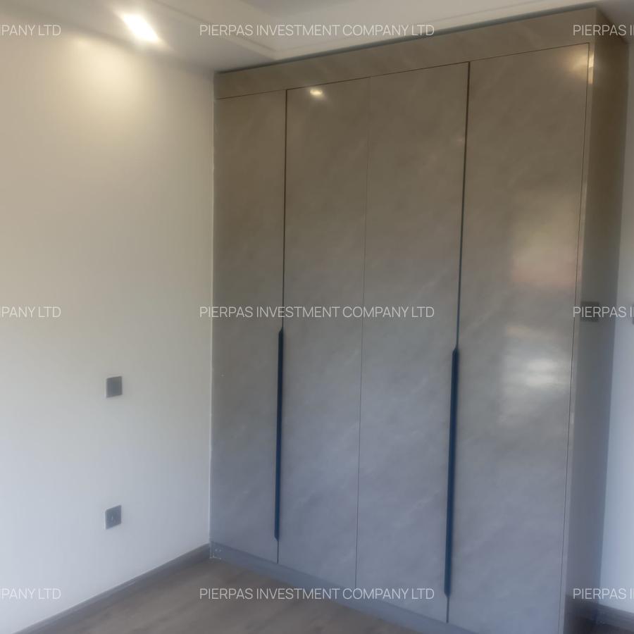 Serviced 3 Bed Apartment with En Suite in Riverside - 10