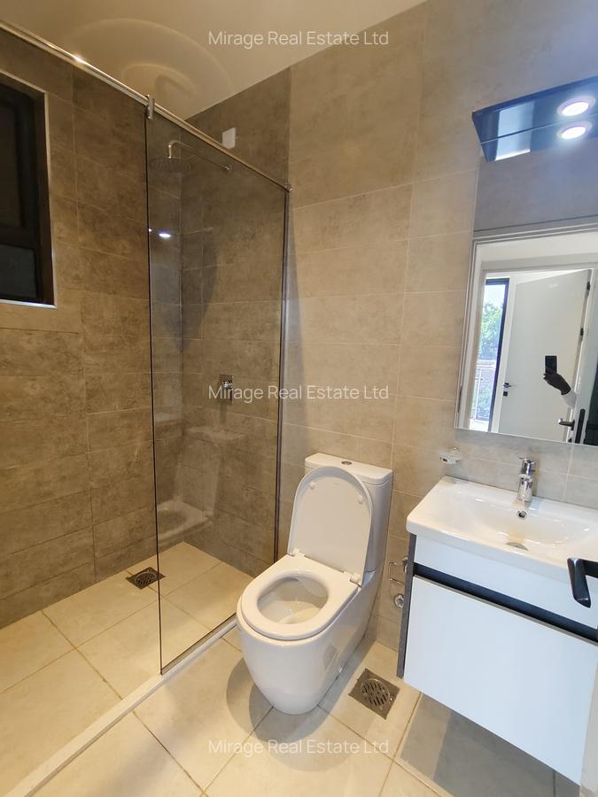 2 Bed Apartment with Swimming Pool in Kilimani - 14