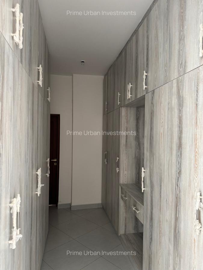 Serviced 3 Bed Apartment with En Suite in Nyali Area - 9