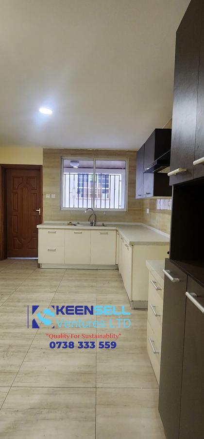 4 Bed Apartment with En Suite in Kilimani - 3