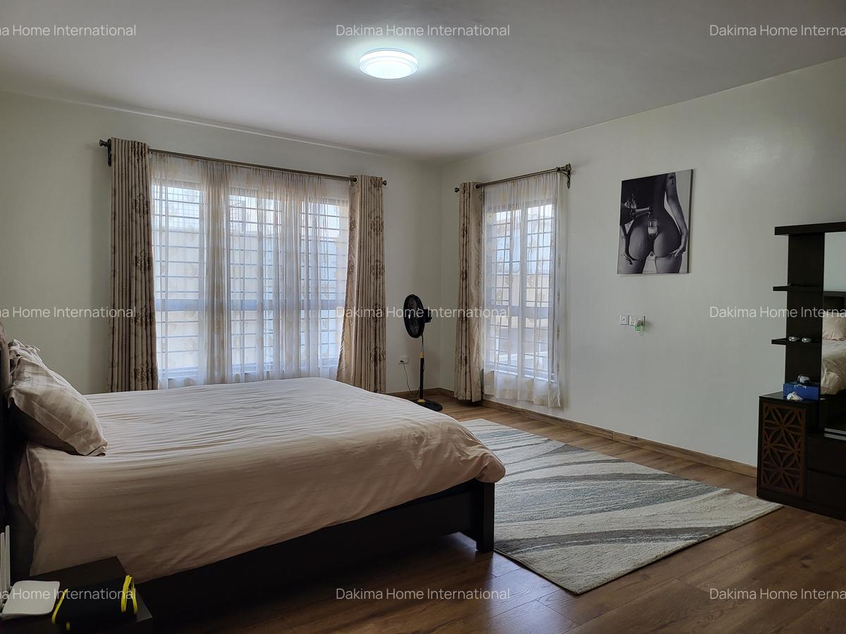 3 Bed Apartment with En Suite in General Mathenge - 14