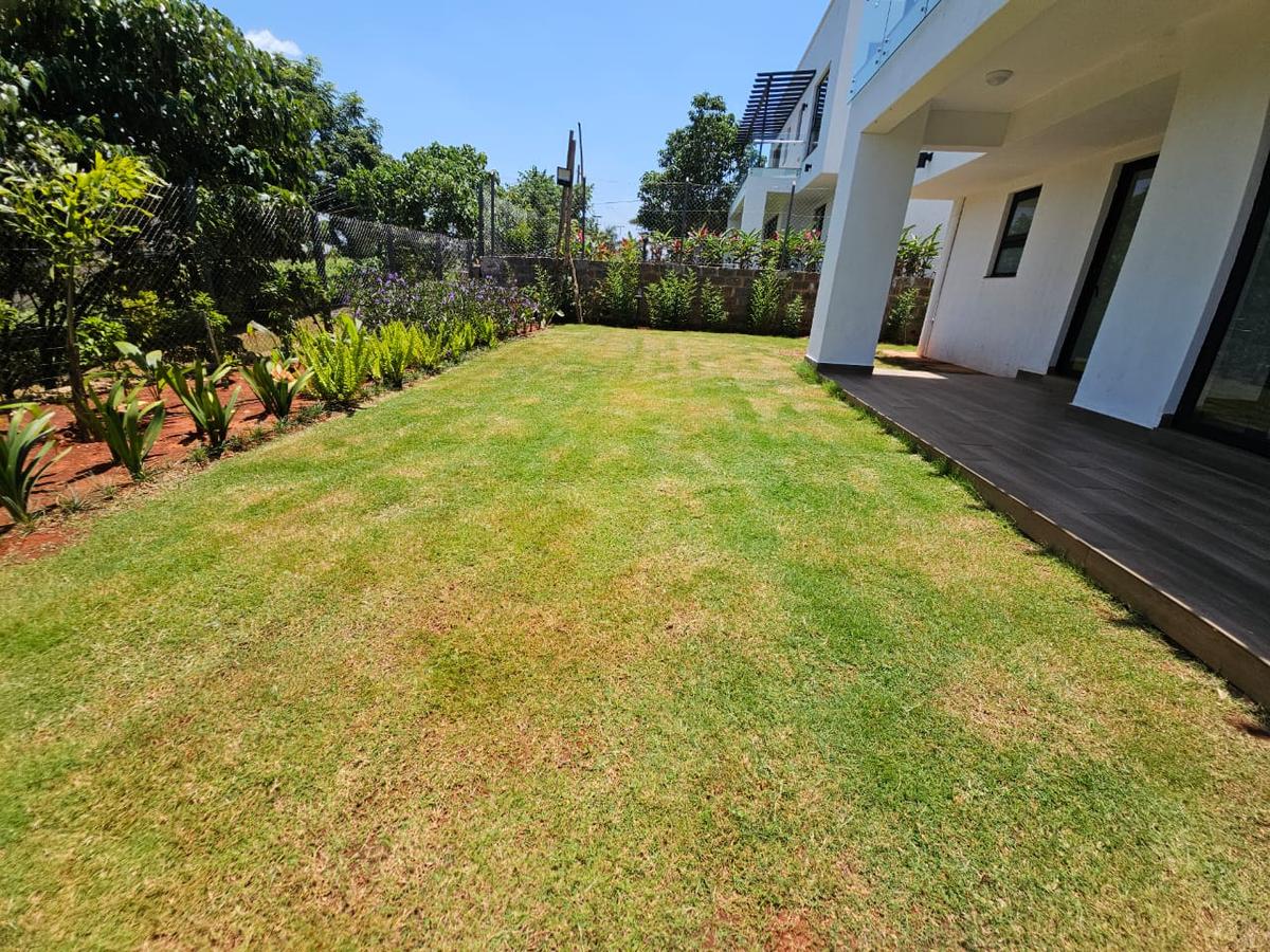 5 Bed House with En Suite in Kitisuru - 2