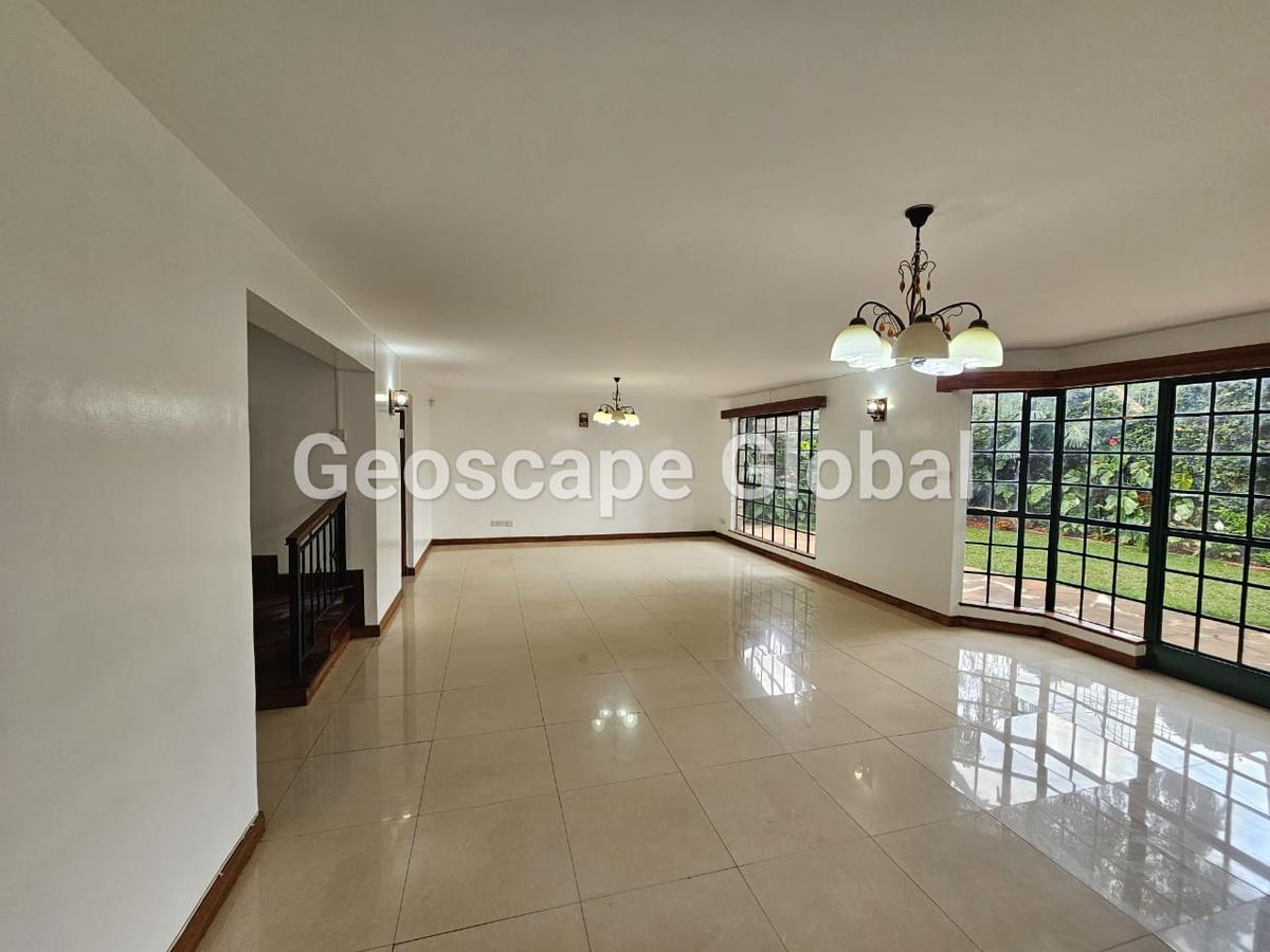 5 Bed Townhouse with En Suite in Westlands Area - 4