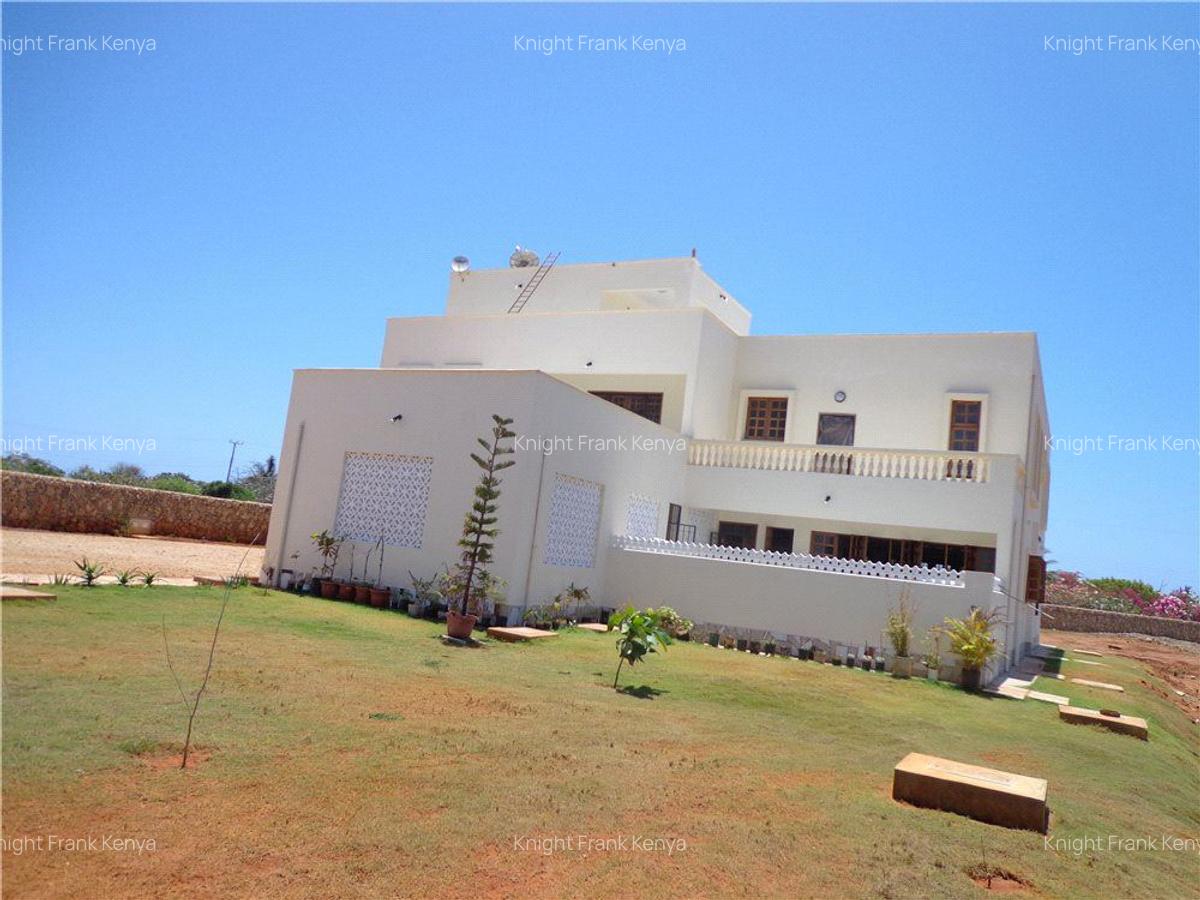 4 Bed House with En Suite at Vipingo - 9
