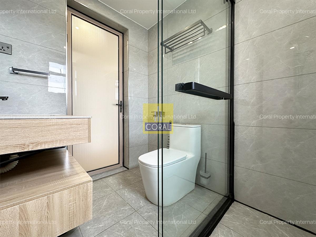 3 Bed Apartment in Riverside - 16