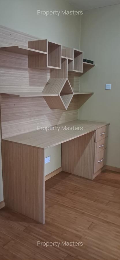 3 Bed Apartment with En Suite at Rose Avenue - 20