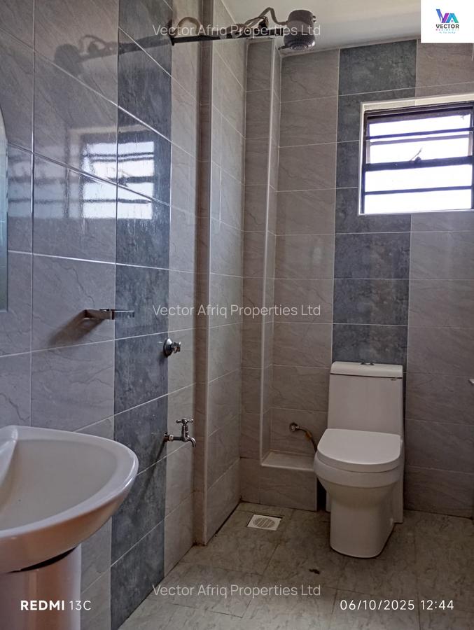 Serviced 3 Bed Apartment with En Suite in Syokimau - 8