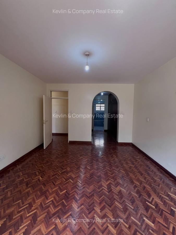 3 Bed Apartment with Swimming Pool in Kilimani - 10