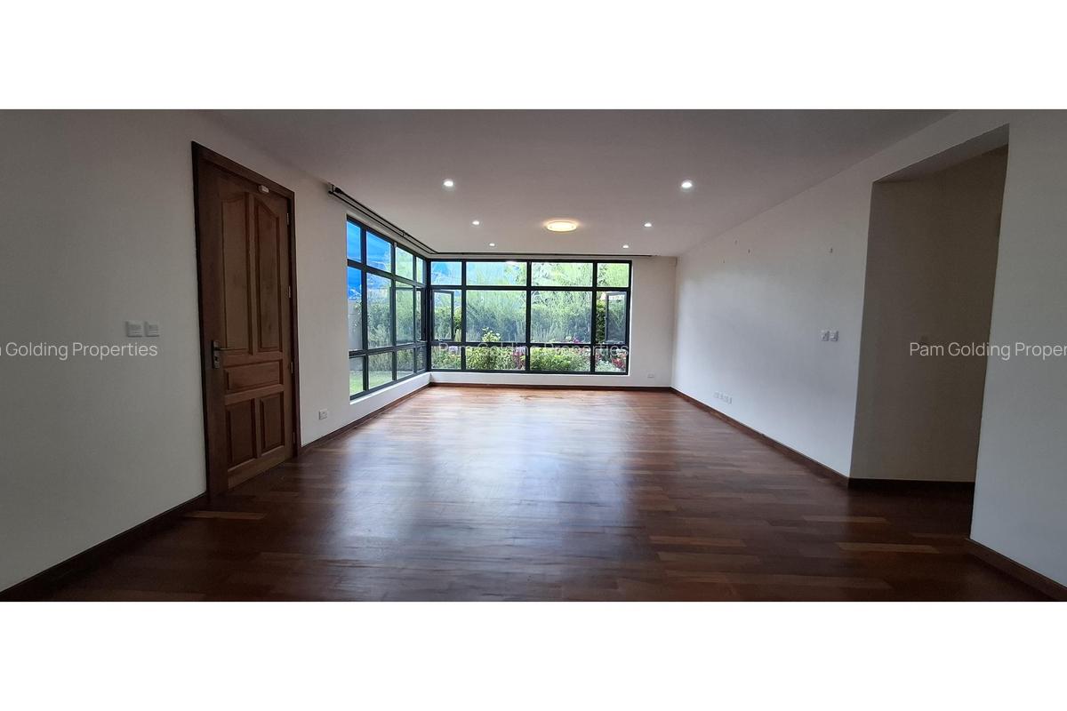 3 Bed House at Garden Estate - 2