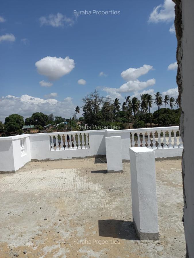 4 Bed Townhouse with En Suite at Utange - 11