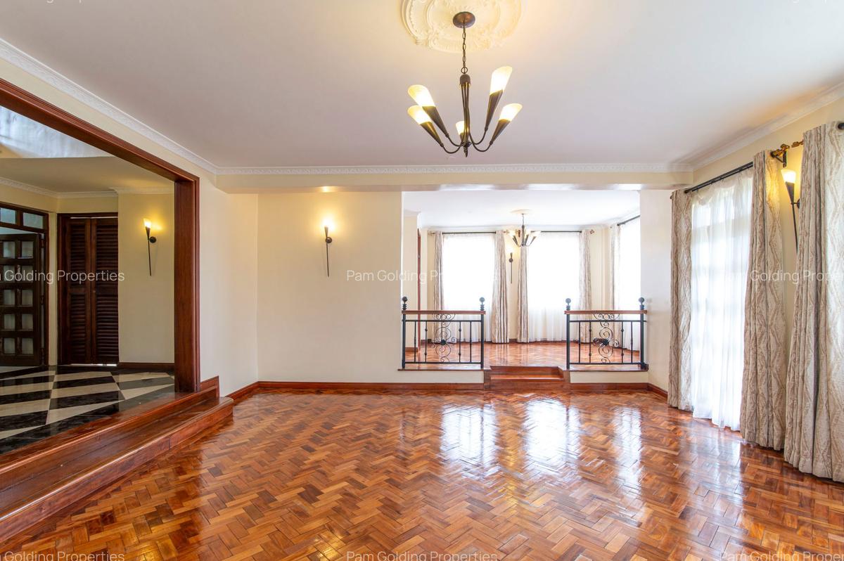 4 Bed House with En Suite in Runda - 5