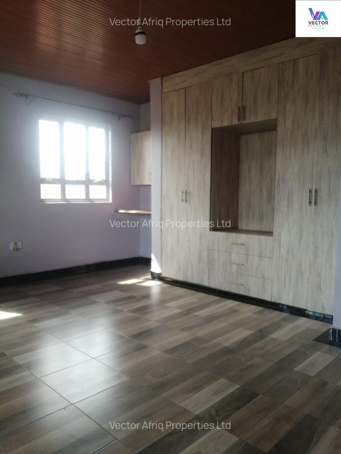 5 Bed Townhouse with En Suite in Syokimau - 8