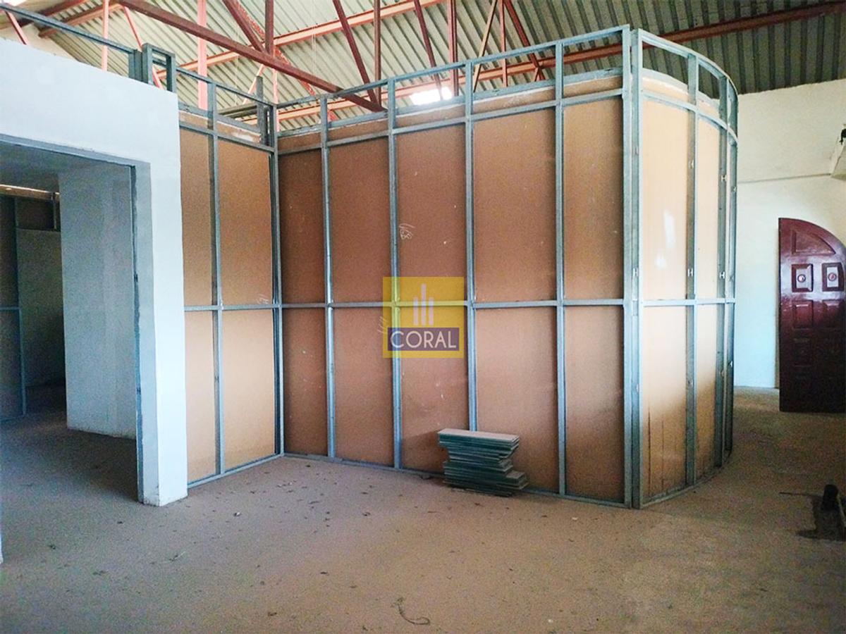 Warehouse in Langata - 16