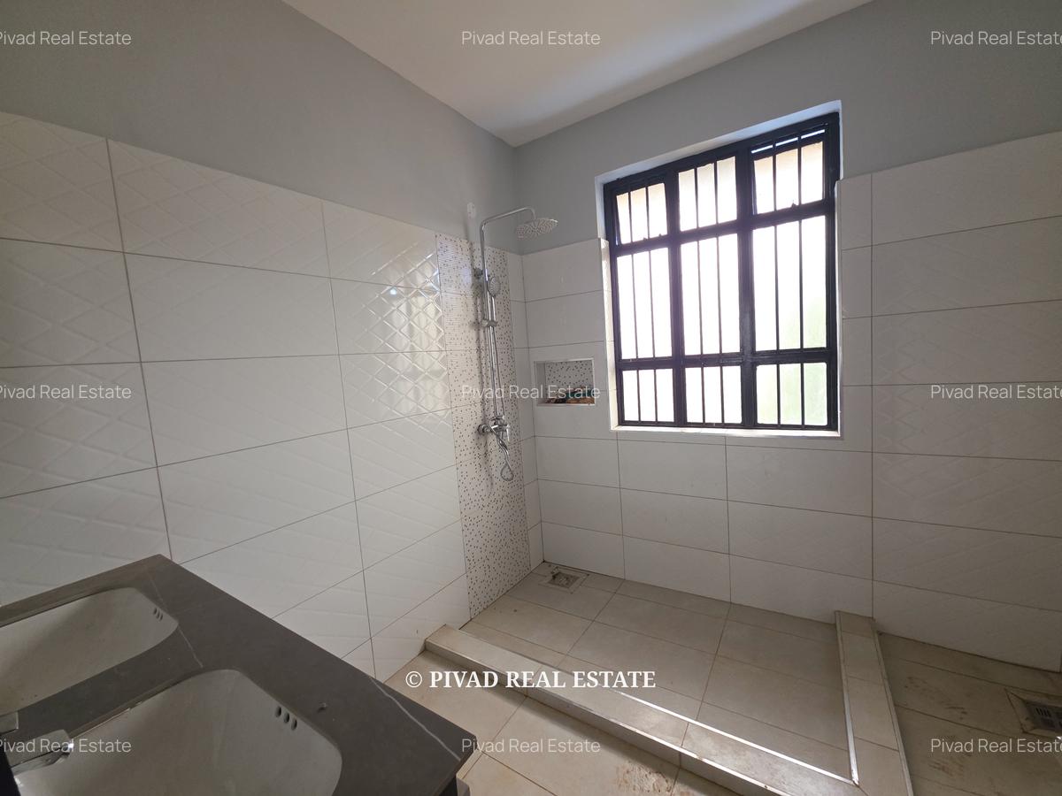 6 Bed House with Staff Quarters in Kiambu Road - 5
