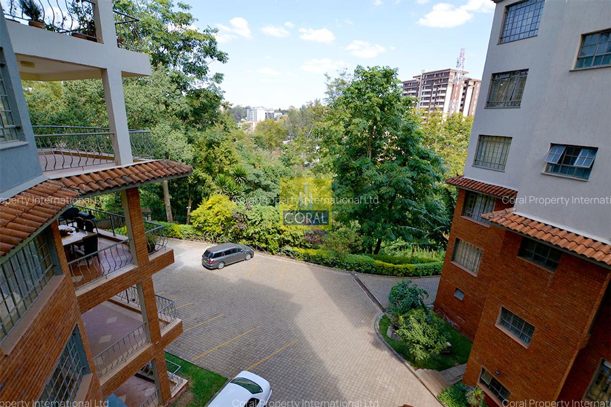 4 Bed Apartment in Rhapta Road - 12