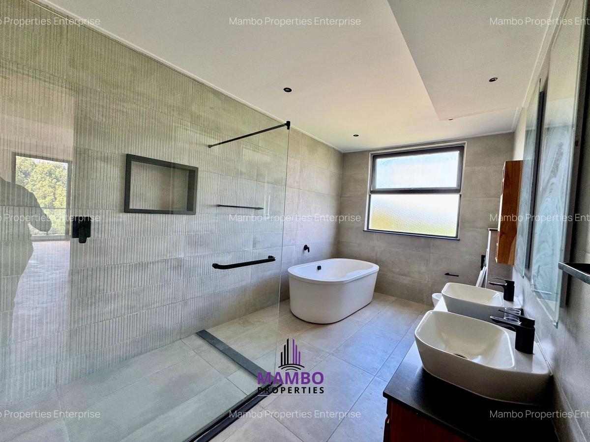 4 Bed Apartment with En Suite at Peponi Rd - 10