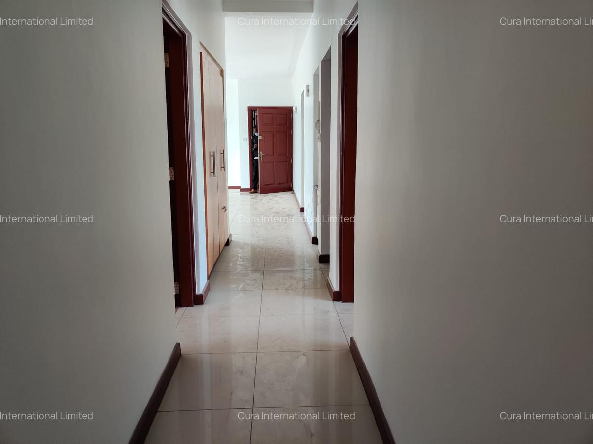 3 Bed Apartment with En Suite in Westlands Area - 7