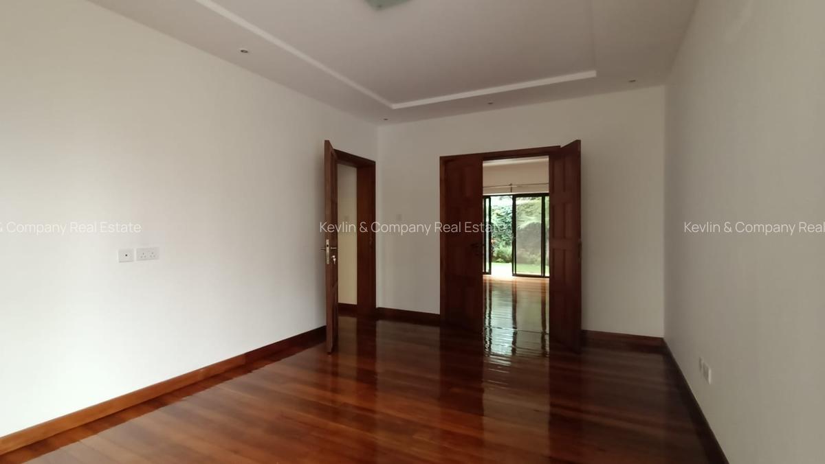 4 Bed Villa with En Suite in Kileleshwa - 11