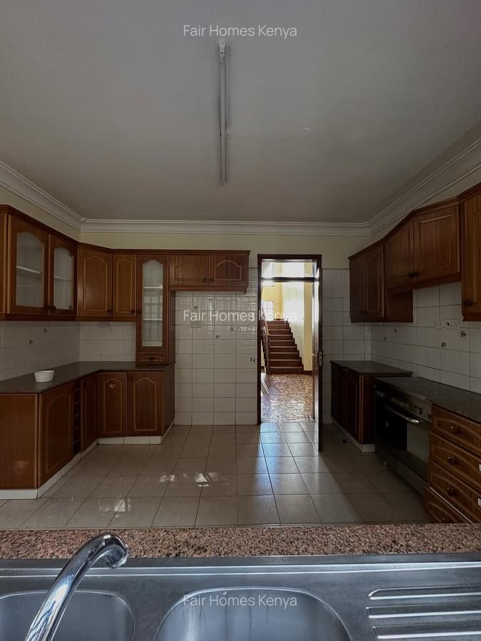 4 Bed Townhouse with En Suite at Kaputei Gardens - 2