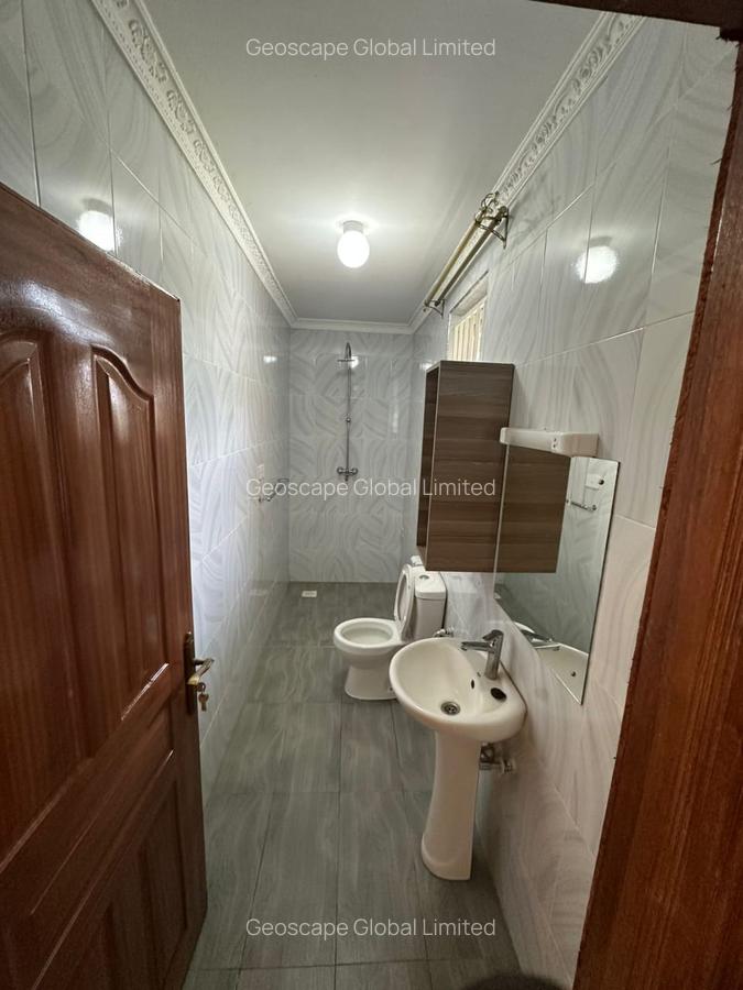 5 Bed House with En Suite in Karen - 7