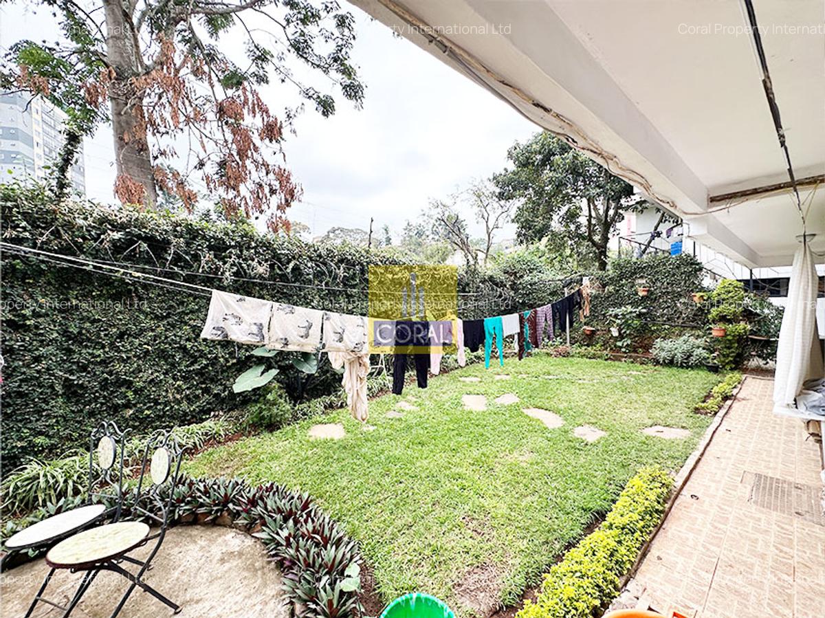 5 Bed Villa in Riverside - 12