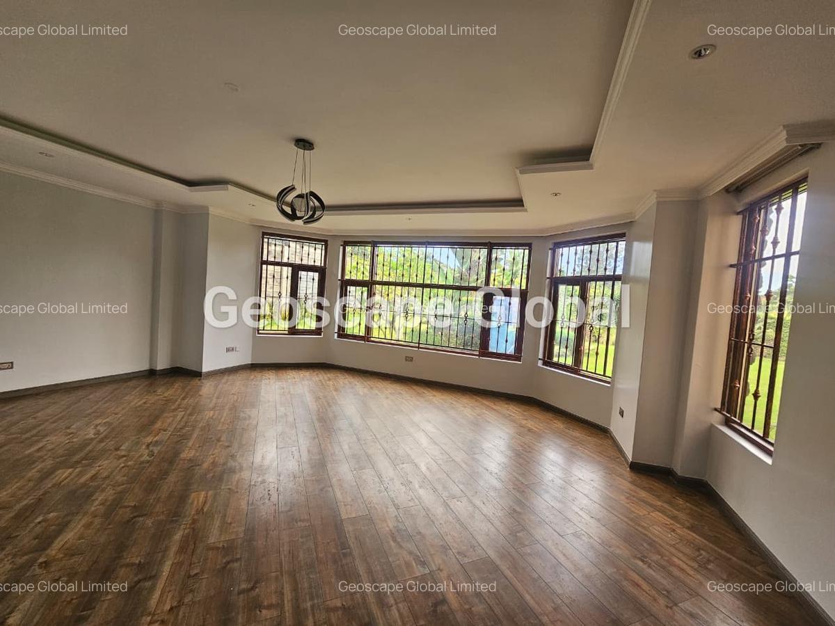 4 Bed House with En Suite in Muthaiga - 4