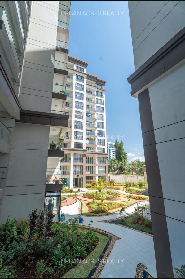 Furnished 3 Bed Apartment with En Suite at Riverside Drive - 16