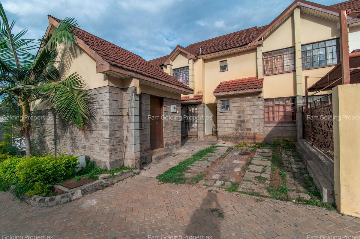 4 Bed Townhouse with En Suite at Katani Road - 4