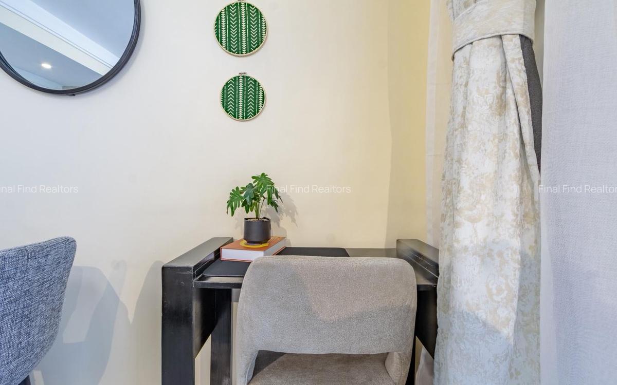 Furnished 1 Bed Apartment with Swimming Pool in Riverside - 14