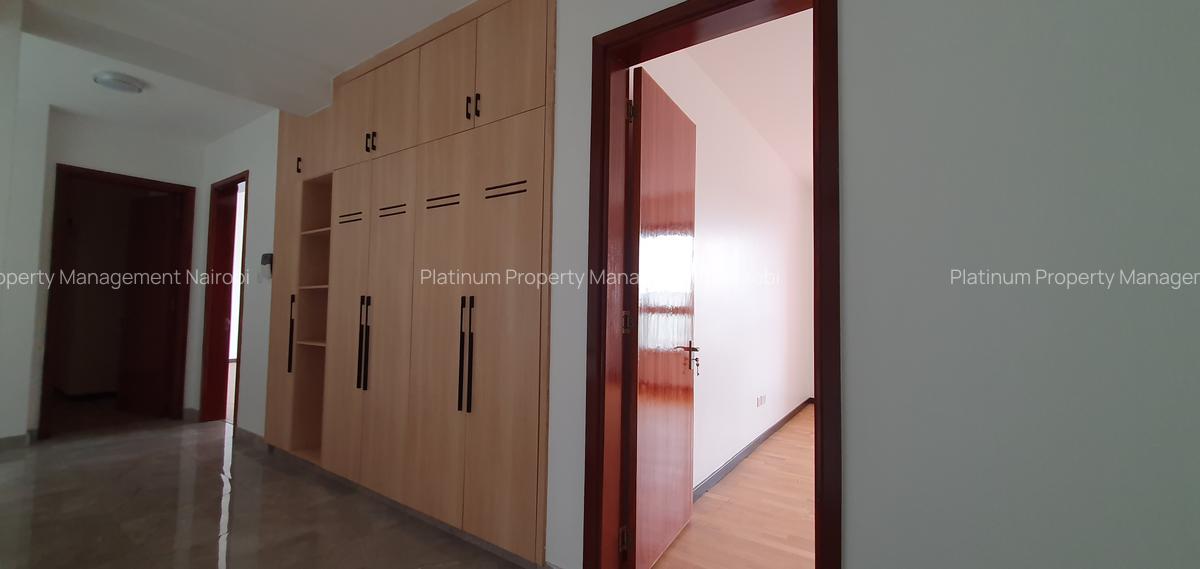 4 Bed Apartment with En Suite in General Mathenge - 12