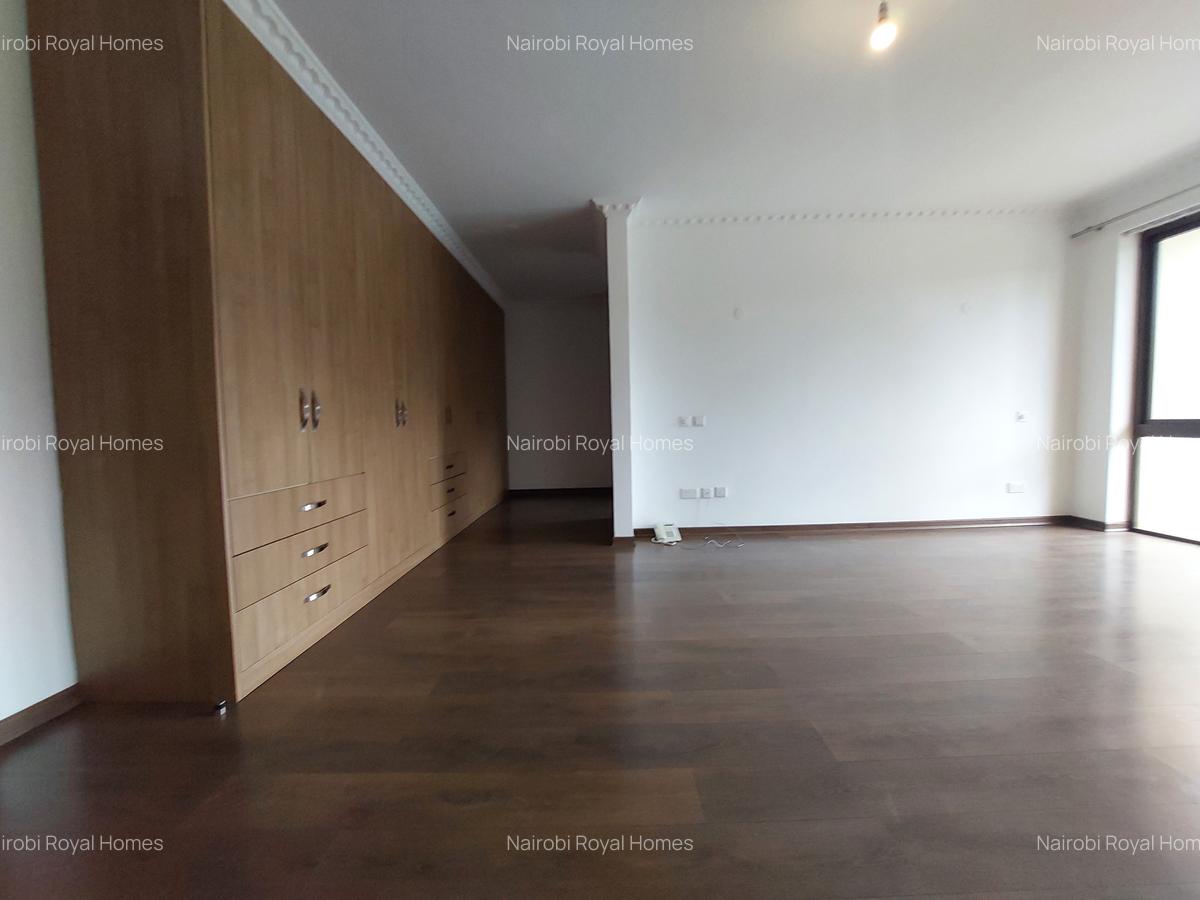 5 Bed House with En Suite at Muthaiga Road - 18