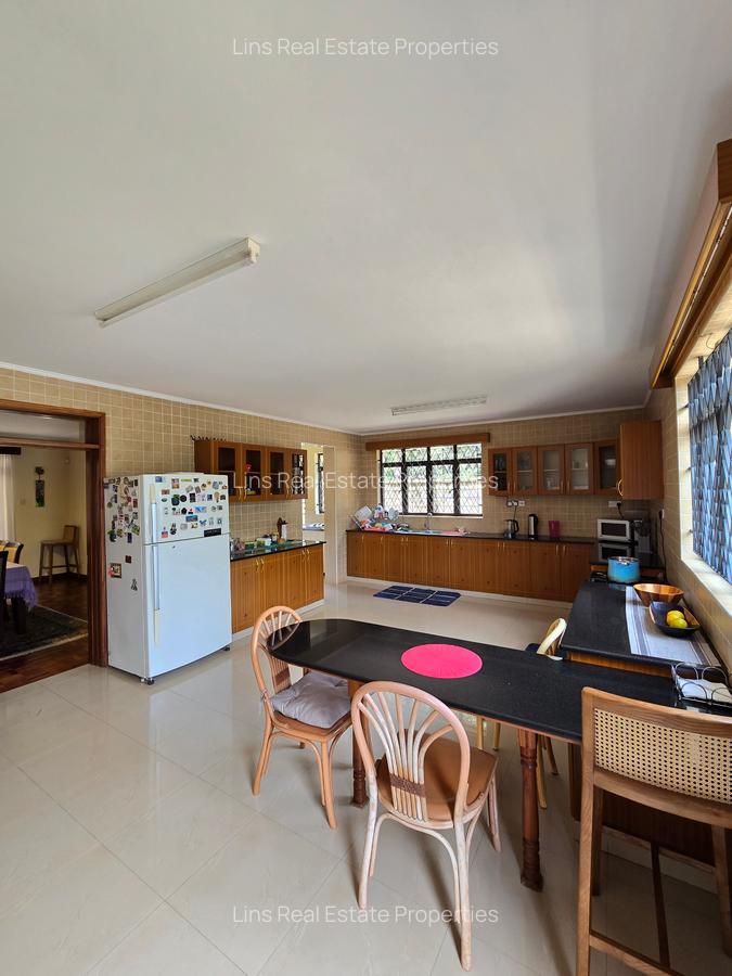 5 Bed Townhouse with En Suite in Lavington - 8
