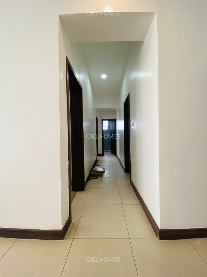 2 Bed Apartment with En Suite in Kilimani - 5