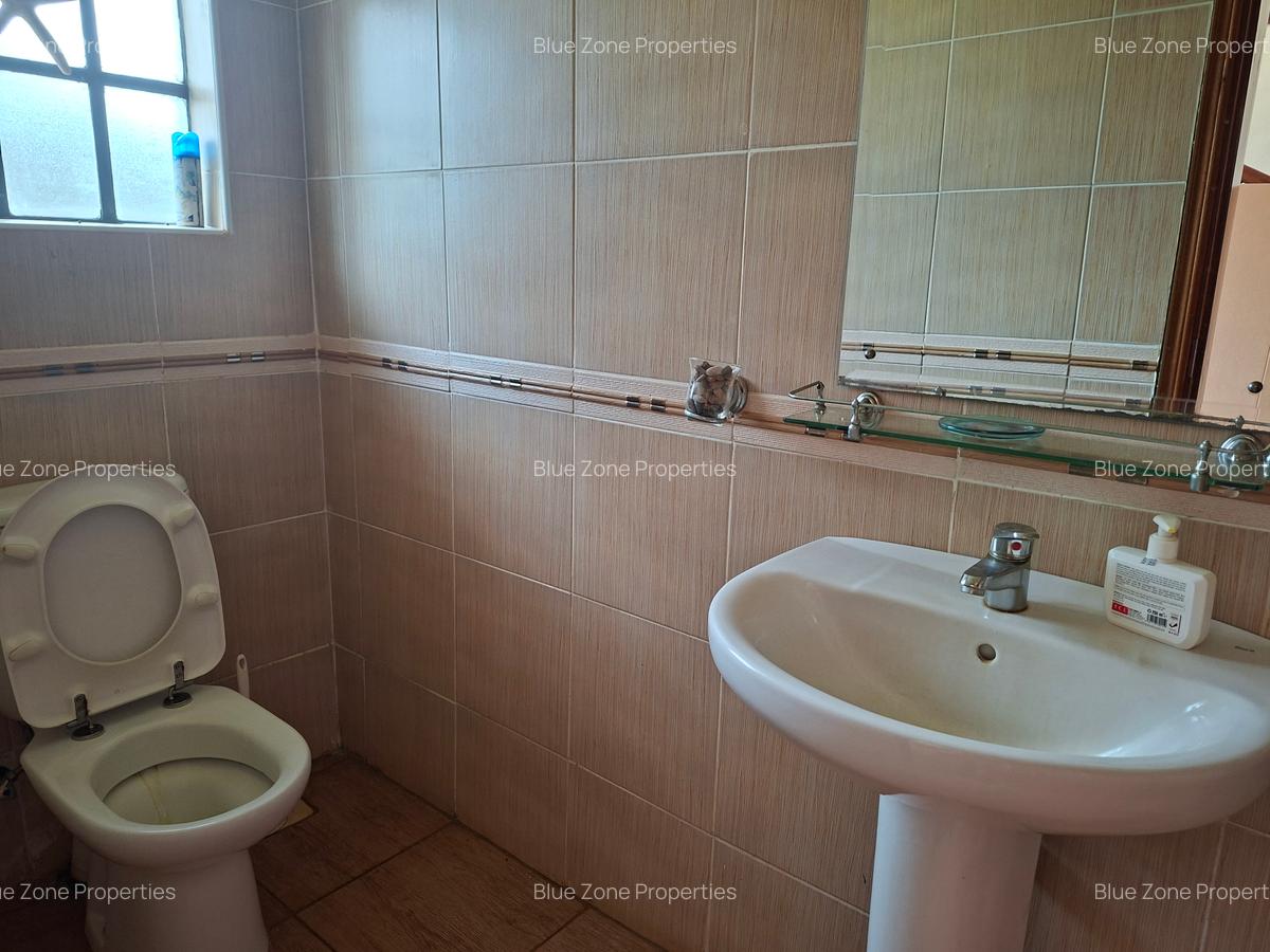 4 Bed Townhouse with En Suite at Off Glory Rd - 20