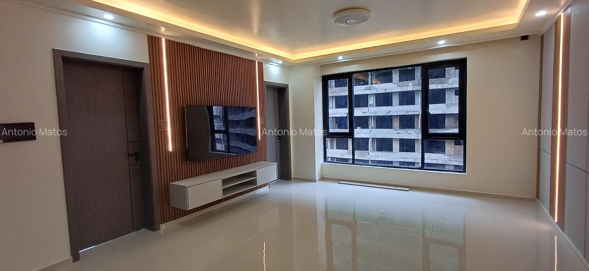 2 Bed Apartment with En Suite at Westlands Road - 1