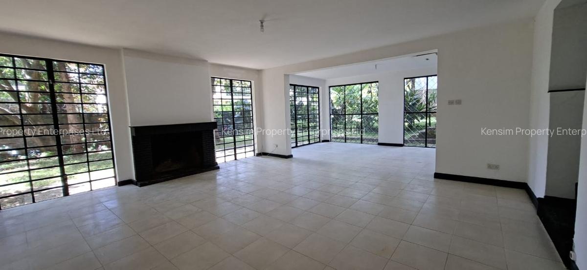 4 Bed Townhouse with En Suite in Lavington - 17
