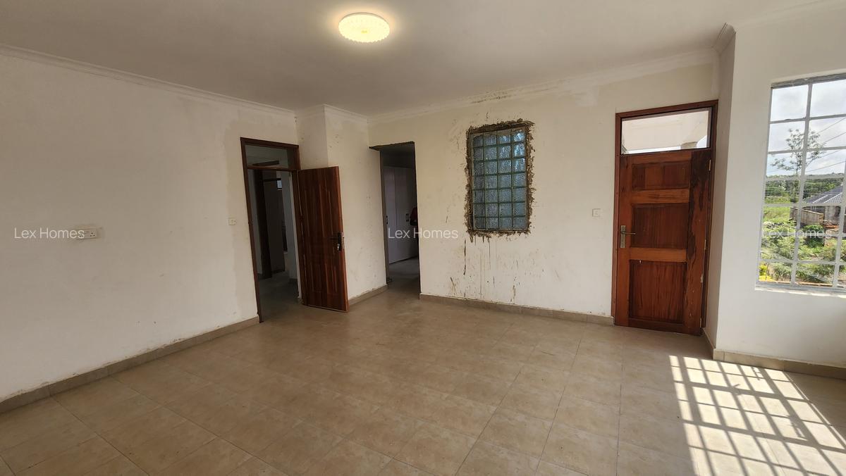4 Bed House with En Suite at Rimpa - 13