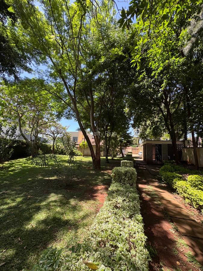 4 Bed Villa with En Suite in Runda - 9