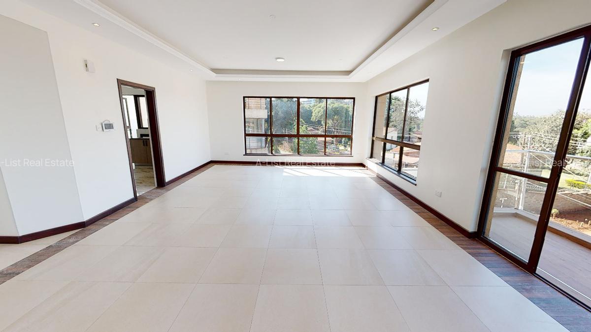 3 Bed Apartment with En Suite at 4Th Parklands - 1