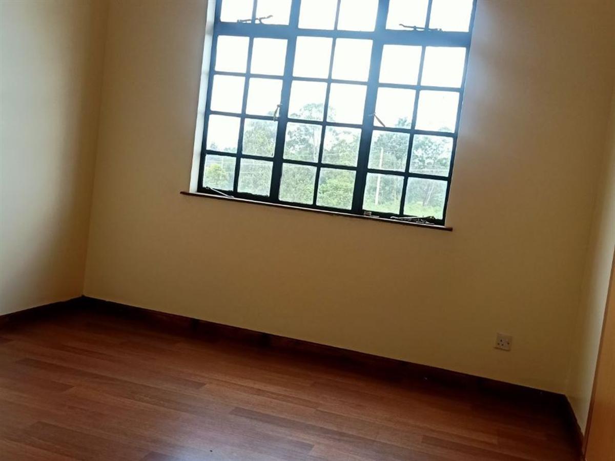 2 Bed Apartment with En Suite at Fourways Junction Estate - 12