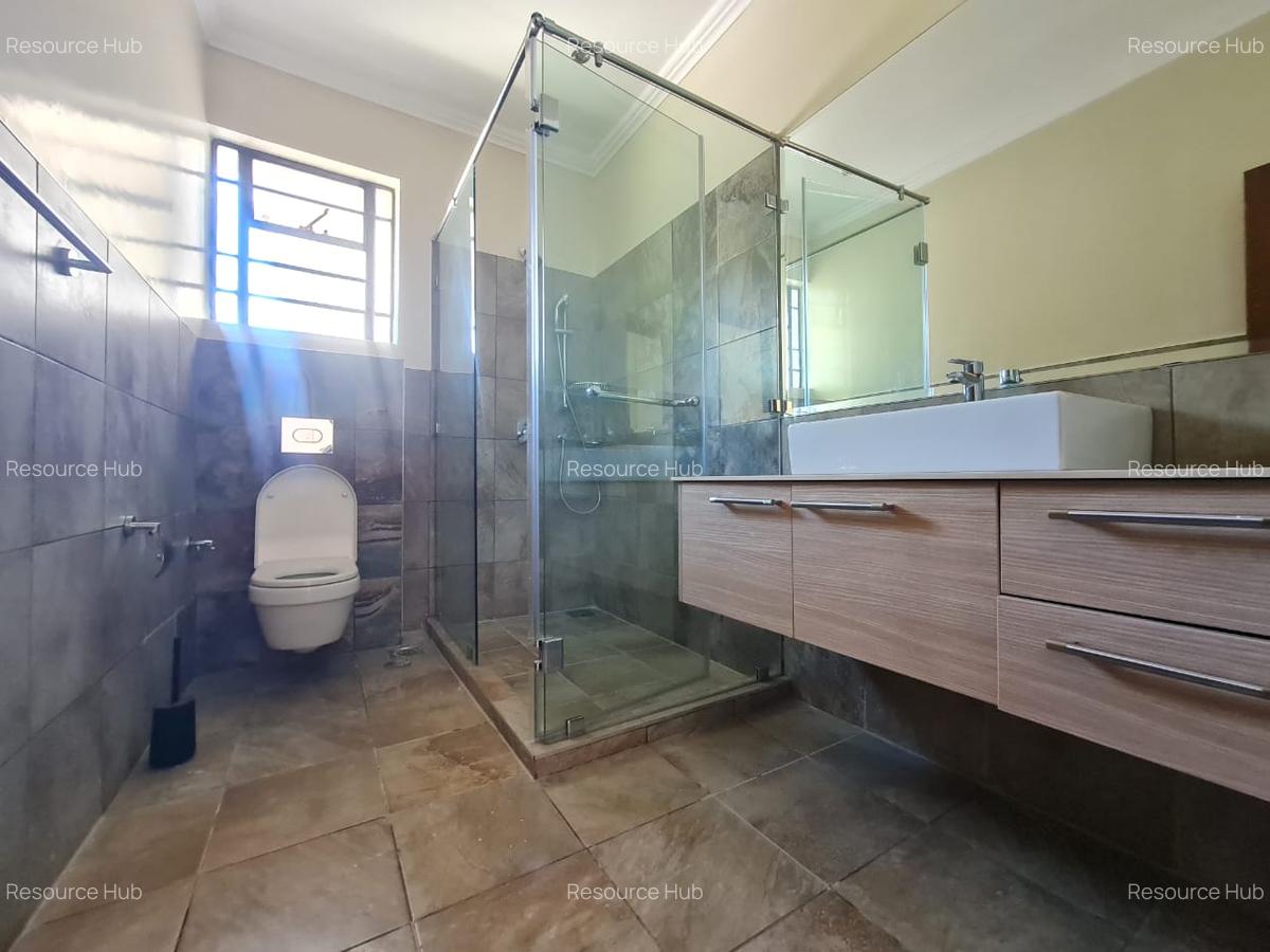 5 Bed Townhouse with En Suite at Lower Kabete Road - 17
