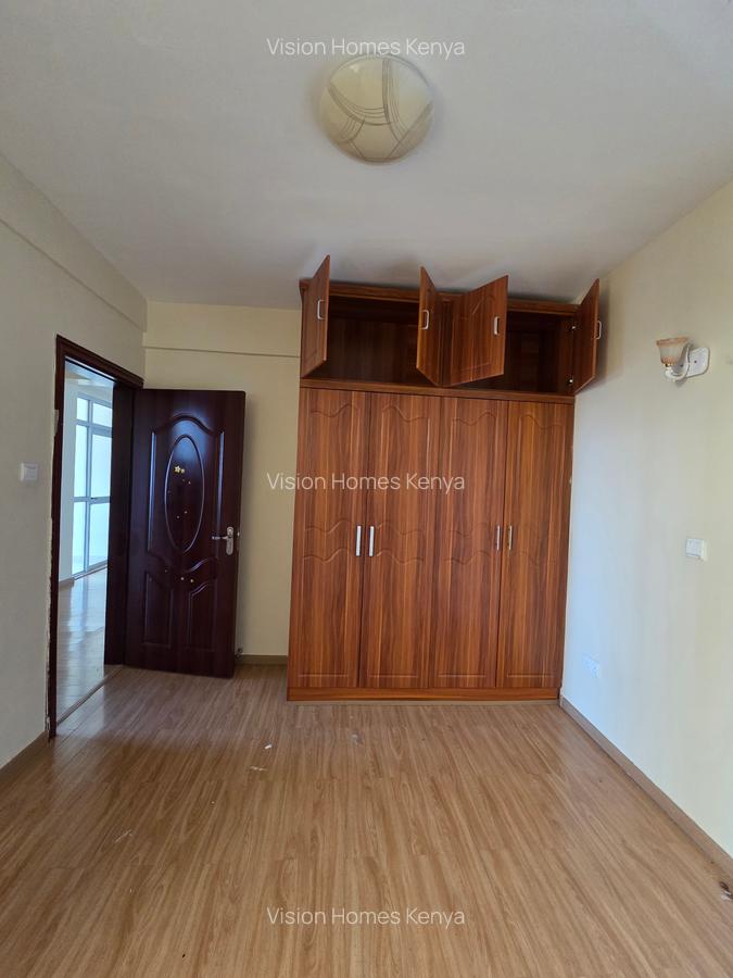3 Bed Apartment with En Suite in Lavington - 15