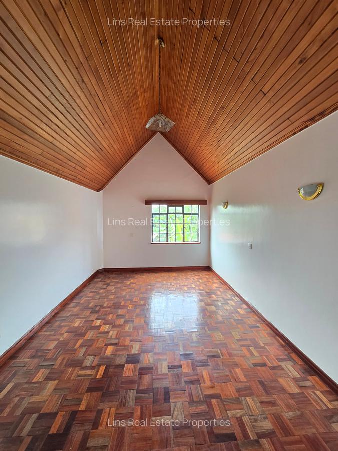 5 Bed Townhouse with En Suite in Lavington - 18