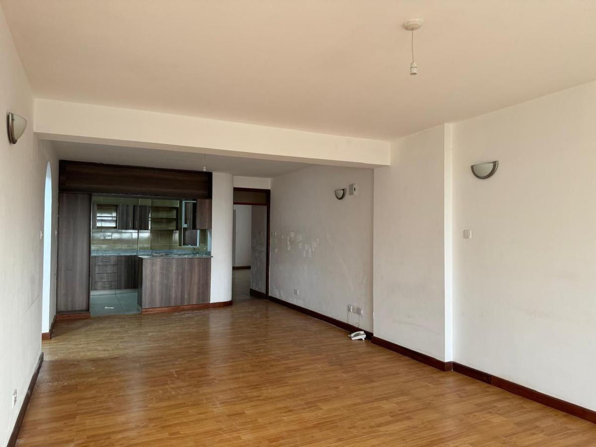 2 Bed Apartment with En Suite in Lavington - 12