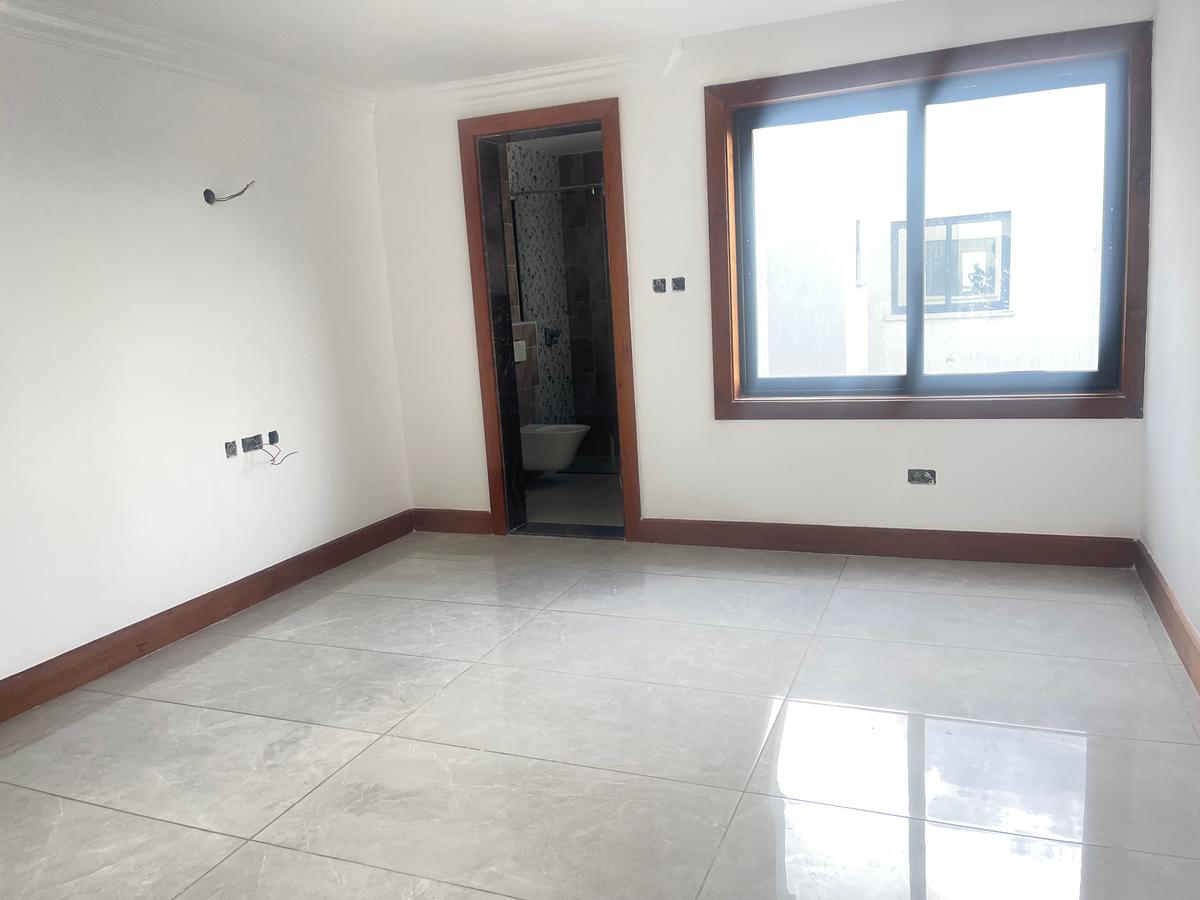 6 Bed Apartment with En Suite in Kileleshwa - 7