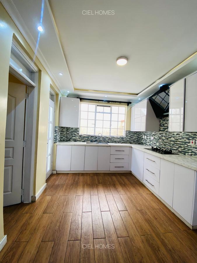 5 Bed Townhouse with En Suite in Kileleshwa - 4